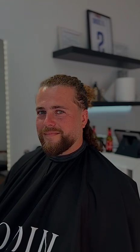Odin Studio — Barbería en Chiclana de la Frontera (vídeo 4)