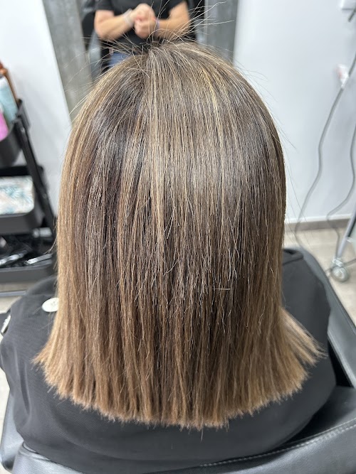 Peluquería y estética CARMEN MORENO