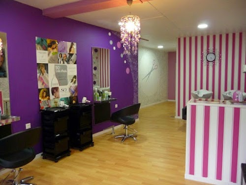 Peluquería y estética SR