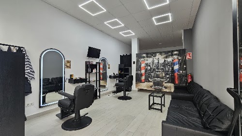 PELUQUERÍA BARBERÍA BAESSIPO