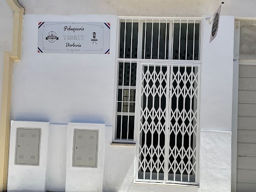 Peluqueria Barbería el Naranjito