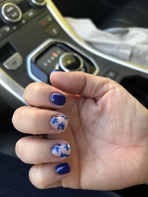 Paris nails center