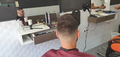 Peluqueria barberia SIF DIN