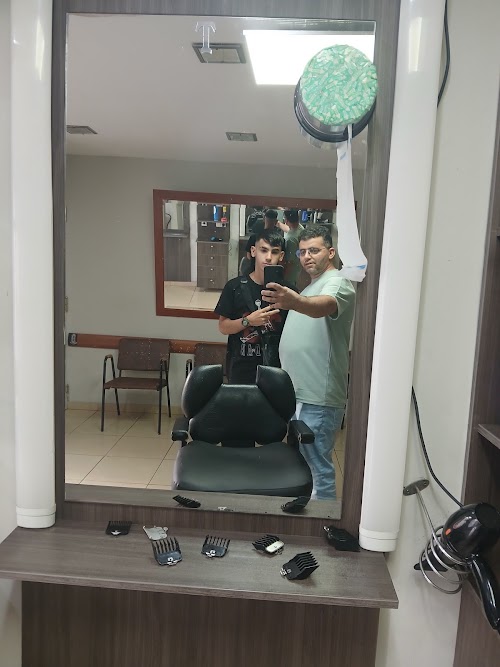 Mohssin Peluqueria Coiffeur