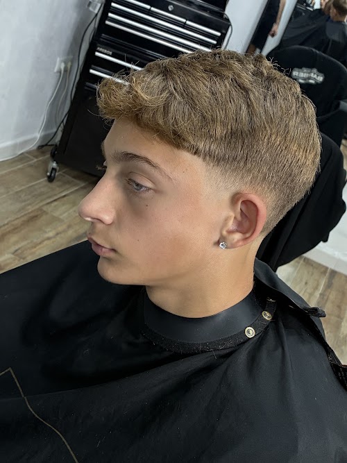 Peque barber shop