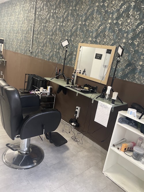 Barber Mora