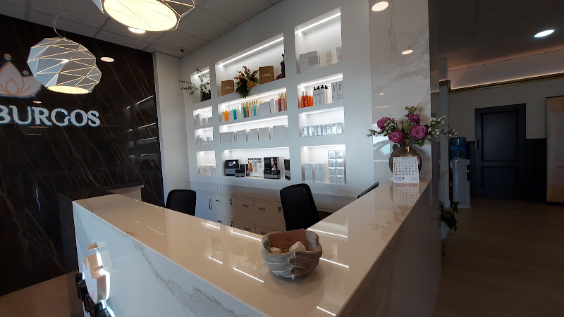 Lola Burgos Adelgazamiento y Estética